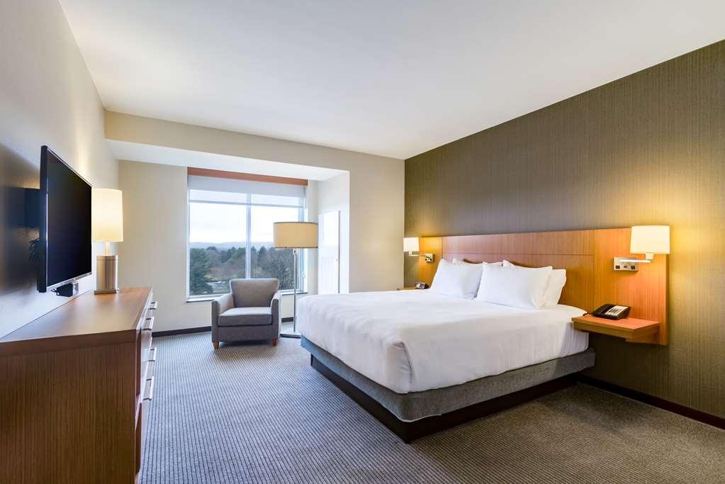 Hyatt Place Blacksburg/University Room photo